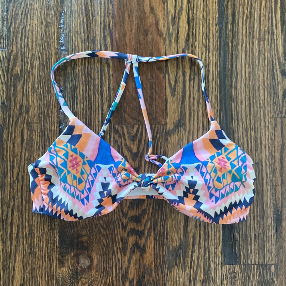 Athleta Desert Geo Knot Front Bikini Top size small